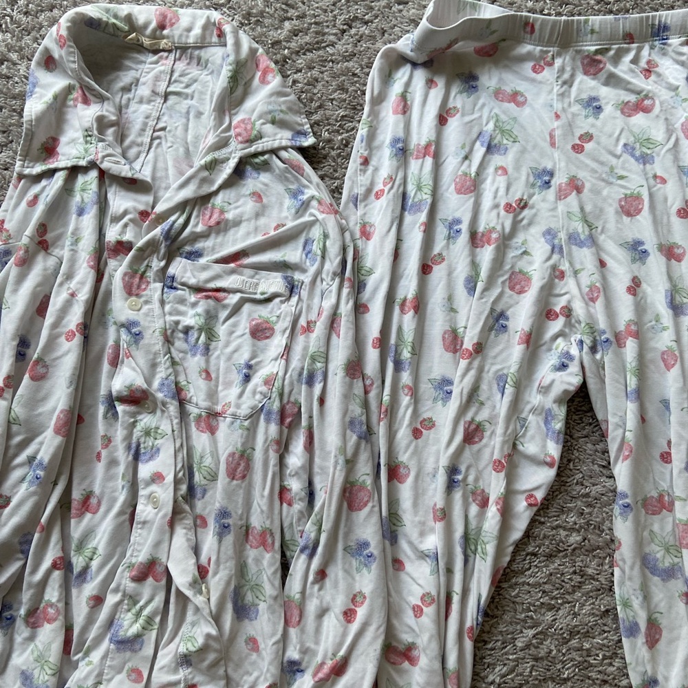 Women’s djerf Avenue pajama set small